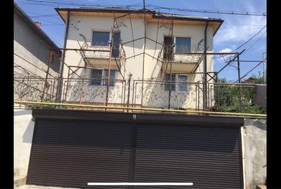 Casă cu 4 camere în Baciu - 1