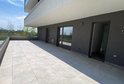 Apartament cu 3 camere decomandat în Floreasca