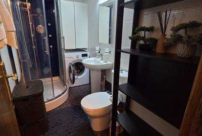 Apartament cu 3 camere decomandat, mobilat în Faleză - 12