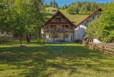 Casă cu 5 camere cu Teren 4200 Mp în Moieciu - 12