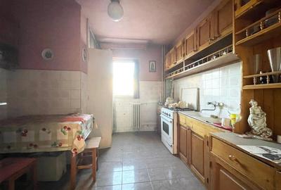 Apartament cu 3 camere semidecomandat în Complex Studențesc - 7