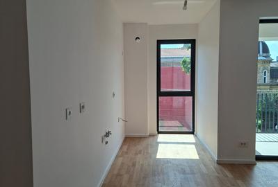 Apartament cu 2 camere semidecomandat în Central - 8