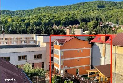Casă cu 5 camere cu Teren 138 Mp în Central - 20