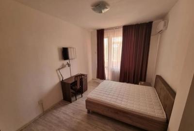 Apartament cu 2 camere decomandat în Medicină