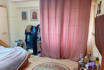 Apartament cu 3 camere decomandat în Independenței - 5