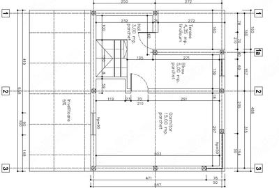 Casă cu 2 camere cu Teren 900 Mp în Central - 1