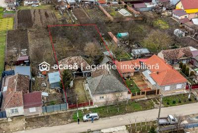 Casă individuală cu 3 camere cu Canalizare în Central - 2