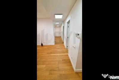 Apartament cu 4 camere decomandat în Unirii