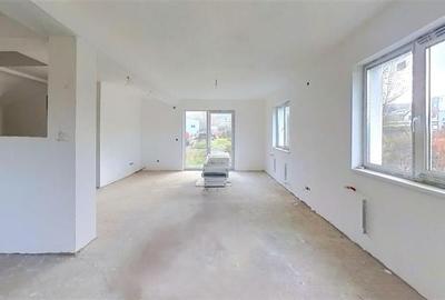 Casă individuală cu 4 camere cu Teren 682 Mp în Corunca - 1