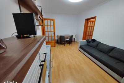 Apartament cu 3 camere decomandat în George Enescu