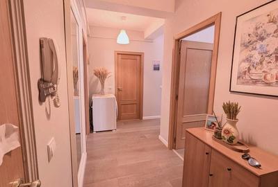 Apartament cu 4 camere decomandat în Central