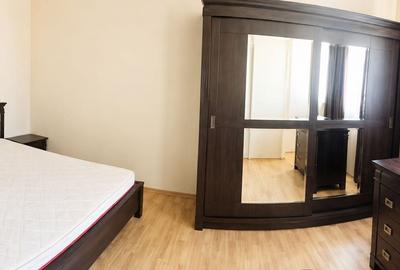 Apartament cu 3 camere decomandat în Independenței - 6