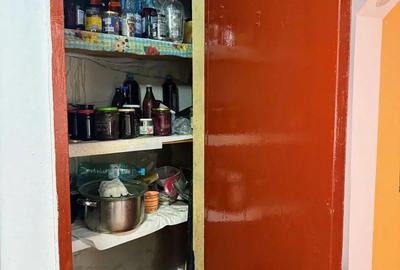 Apartament cu 3 camere decomandat în 9 Mai - 9