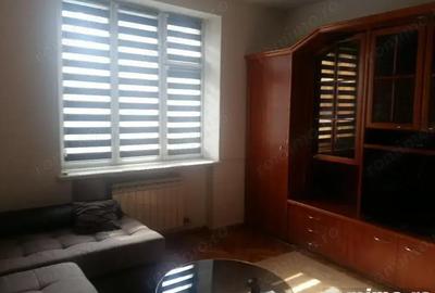 Apartament cu 2 camere decomandat în Take Ionescu - 1