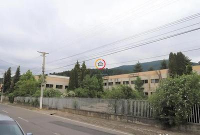 Spațiu comercial, de 3,725 mp, în Central - 4