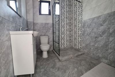 Casă cu 3 camere cu Teren 300 Mp în Central - 6