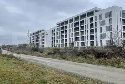 Teren de 2760 mp, în Central - 2