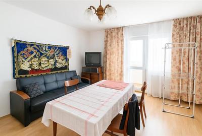 Apartament cu 4 camere decomandat în Nufărul - 2