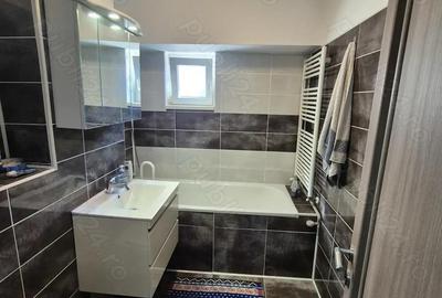 Vand apartament 4 camere centru - 12