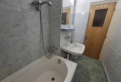 Apartament decomandat 3 camere 2 bai balcon zona Terezian - 24