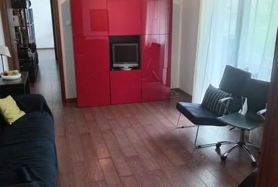 Apartament cu 3 camere semidecomandat, mobilat în Titan - 1