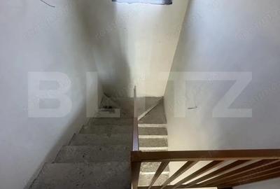 Casă cu 7 camere cu Teren 502 Mp în Titulescu - 6