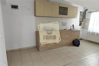 Apartament la mansarda 3 camere  zona Calea Cisnadiei - 2