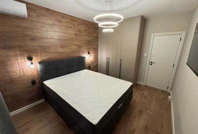Apartament cu 3 camere semidecomandat în Cotroceni