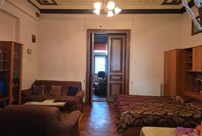 Apartament cu 2 camere semidecomandat în Matei Voievod
