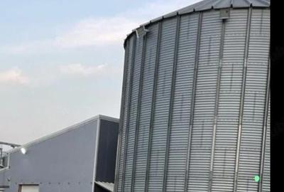Spațiu comercial, de 25,000 mp, în Central - 4