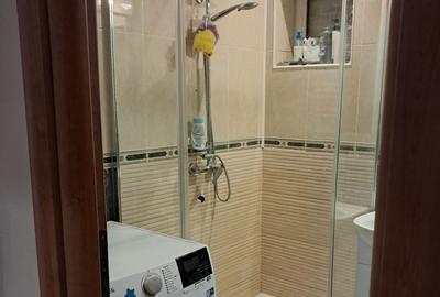 Apartament cu 4 camere decomandat în Central - 3