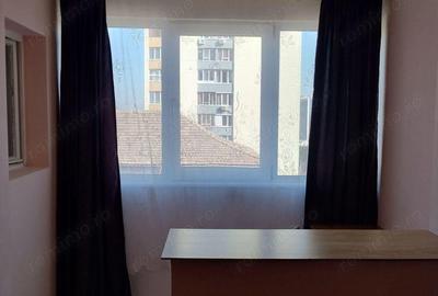Garsonieră decomandată în Circumvalațiunii
