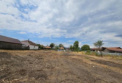 Vanzare teren intravilan situat in cartier Iezureni - 16