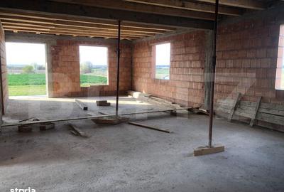 Casă cu 4 camere cu Teren 600 Mp în Botiz - 5