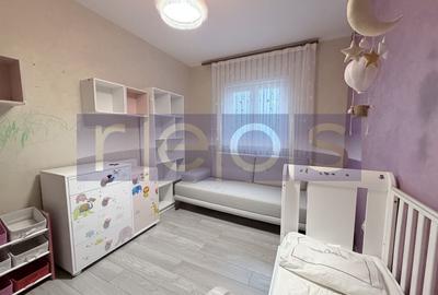 Apartament cu 3 camere decomandat, mobilat în Ștefăneștii de Jos - 9