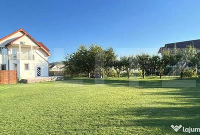 Casă cu 5 camere cu Teren 2800 Mp în Unirea - 2