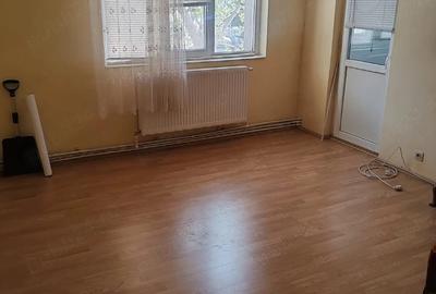 Apartament cu 3 camere semidecomandat în Nicolae Titulescu - 8
