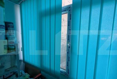 Apartament cu 3 camere semidecomandat în Micro 8 - 2