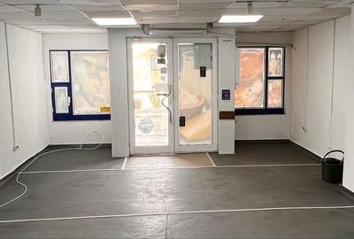 Casă cu 4 camere în Lumina