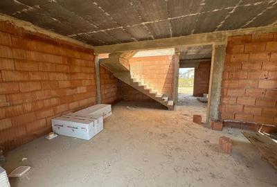 Casă cu 4 camere în Favorit - 3