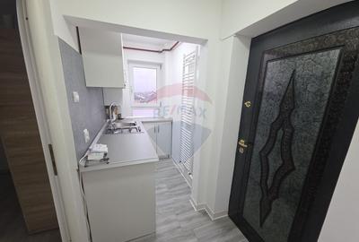 Apartament cu 1 camere de vanzare in zona 1 Mai - 26