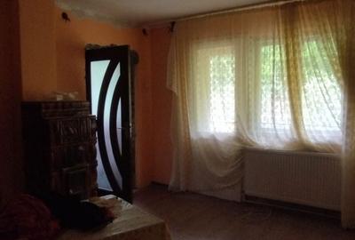 Casă cu 3 camere în Valea Roșie - 5