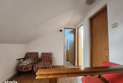 Apartament cu 5 camere decomandat în Craiovei - 6