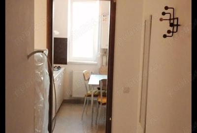 Garsonieră decomandată în Central - 1