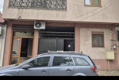 Casă cu 4 camere cu Teren 90 Mp în Tomis Mall - 1
