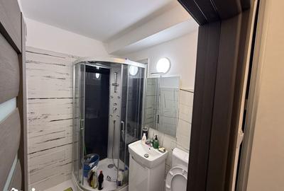 Apartament cu 2 camere în Micro 4 - 1