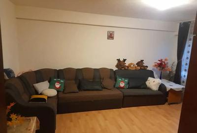 Apartament decomandat 3 camere 1Mai - 8