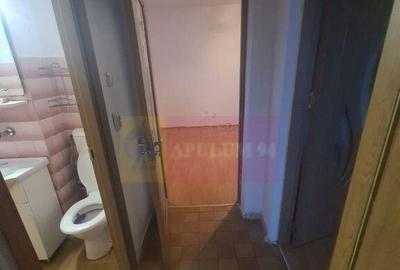 Apartament cu 3 camere de vanzare in Campina - Zona Cuza - 9