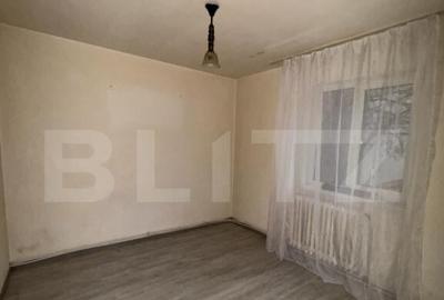 Apartament de vanzare, cu 3 camere, 43 mp, zona Dacia - 8