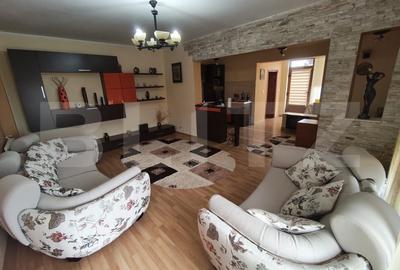 De vanzare casa la intrare in Cihei 185mp P+M+beci teren 2700mp mobilata - 1